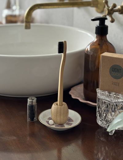 Bamboo Toothbrush Stand (4505478037593)