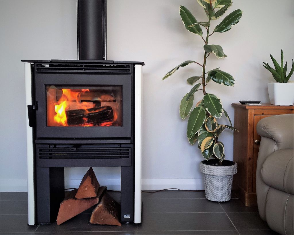 Pacific Energy Neo 2.5 Wood Fire (2011845427251)